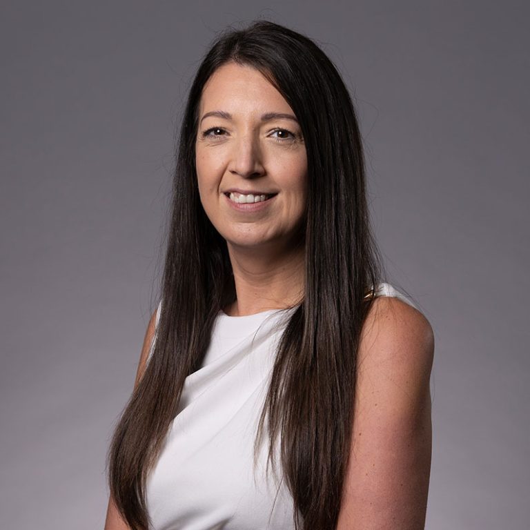 About UNW | Discover what makes us different - UNW